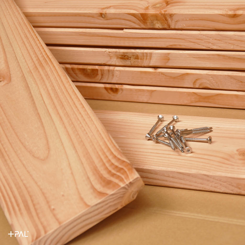 Bausatz mit Schrauben aus Douglasienholz